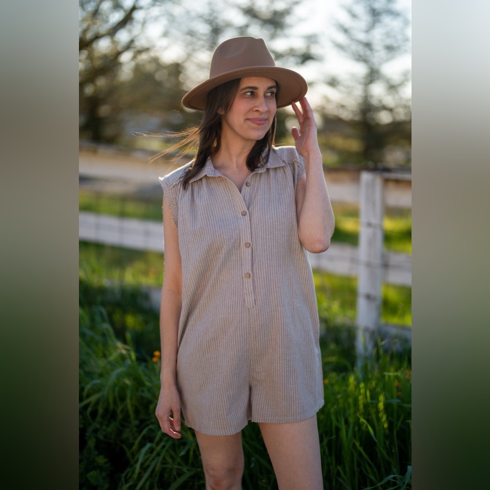 Emilia Romper
